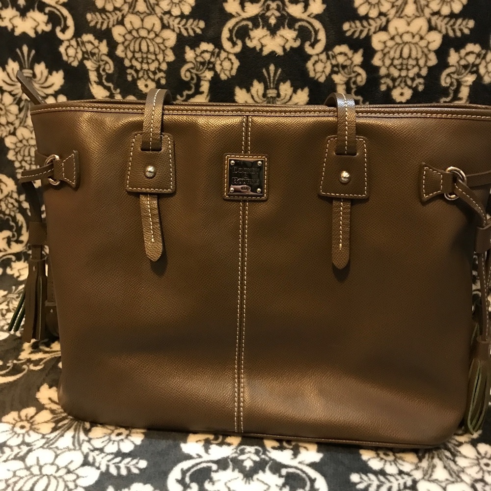 DOONEY & BUOURKE 1975 tote purse